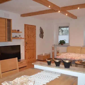  Apartment Gemuetliche